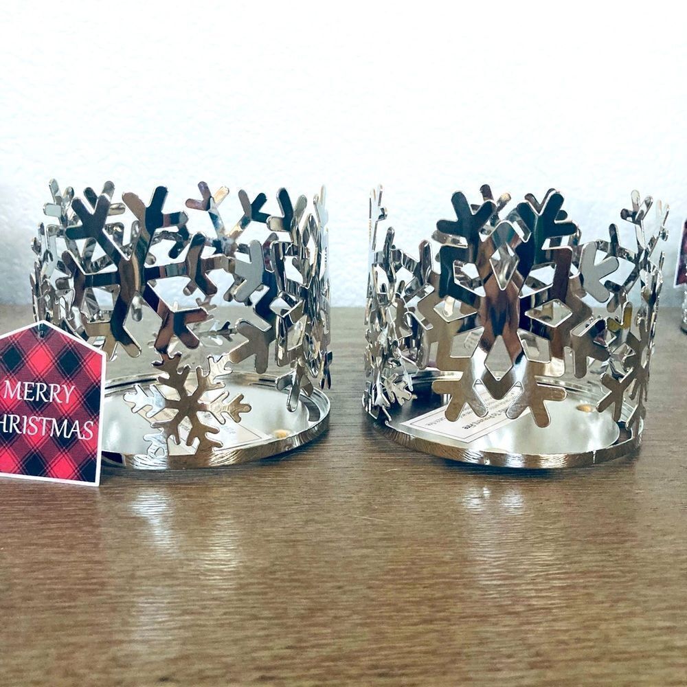 NWT 2-pc Silver Snowflakes Holiday Candle Holder Sleeve Set